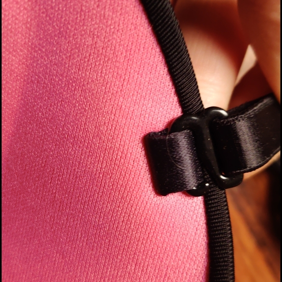 New!! VS Pink where everywhere multi way push up - Picture 8 of 8